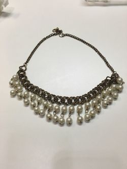 White pearl necklace