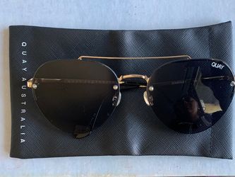 Black/Gold Quay Sunglasses