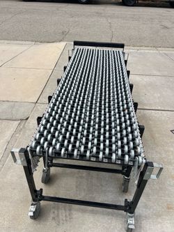 Uline Best Flex 200 conveyor rollers 24"/32'