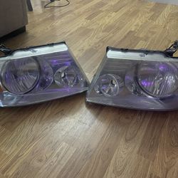 04-08 Ford F-150 Light Housing 