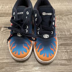 Heelys Size Yth 3 Flames