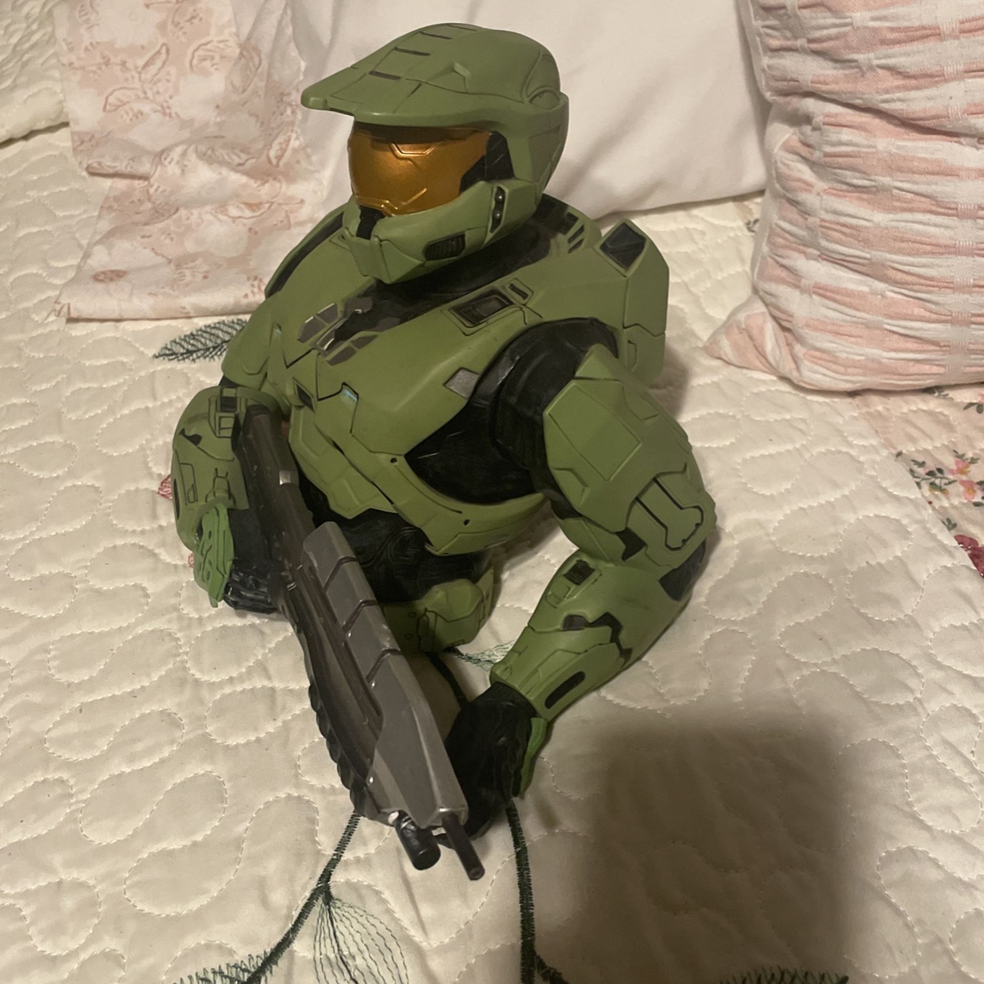 Halo Figurine