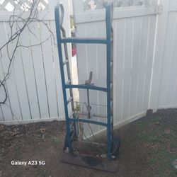 Oĺder Appliances Dolly 