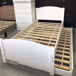 Twin  Trundled Bed Frame Solid Wood New In The Box 