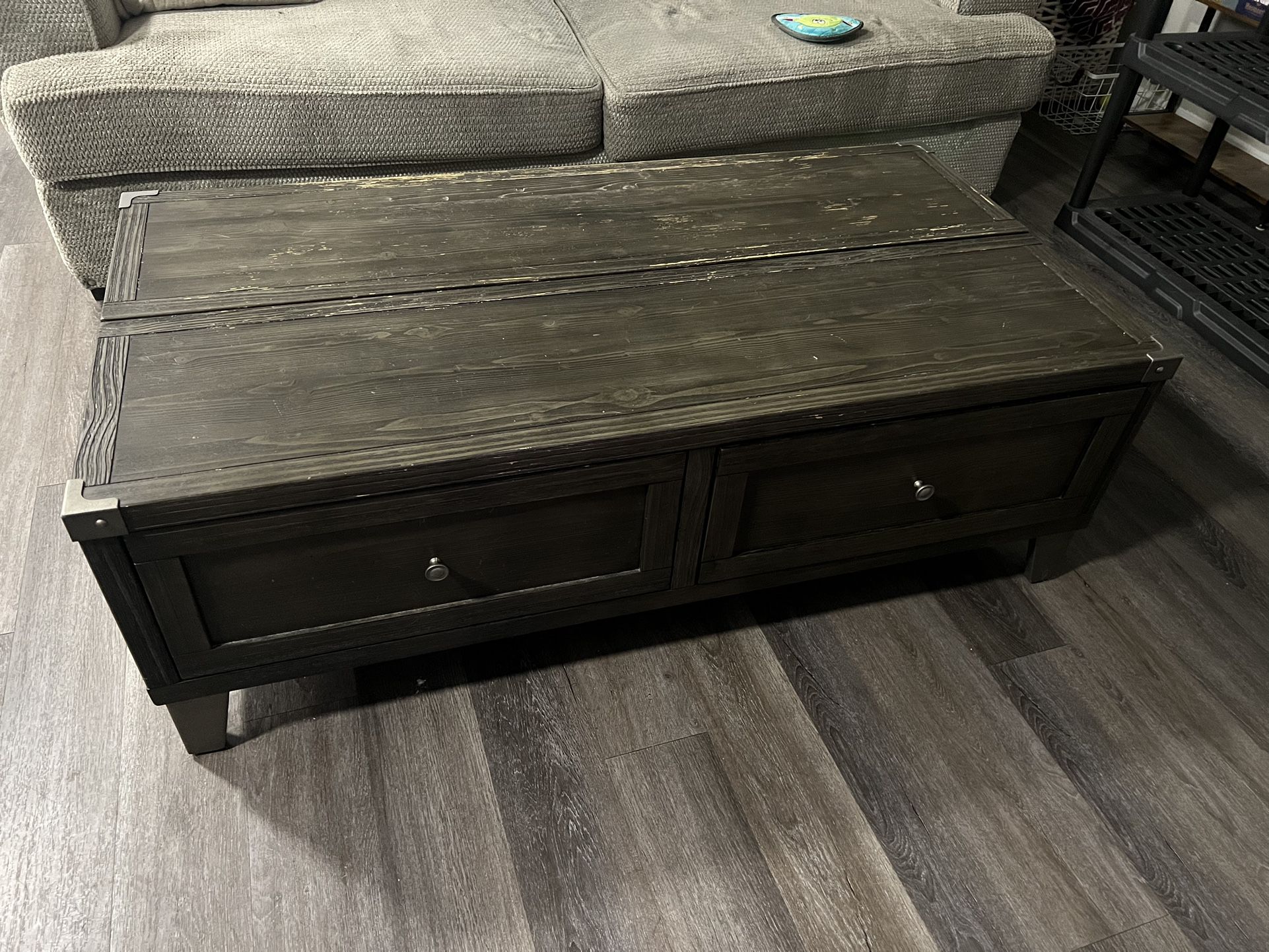 Coffee Table With Drawers 