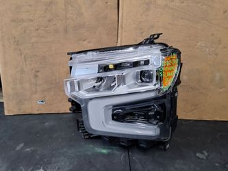 2022-2023-2024-2025 CHEVROLET SILVERADO 1500 LEFT SIDE HEADLIGHT OEM USED #12028