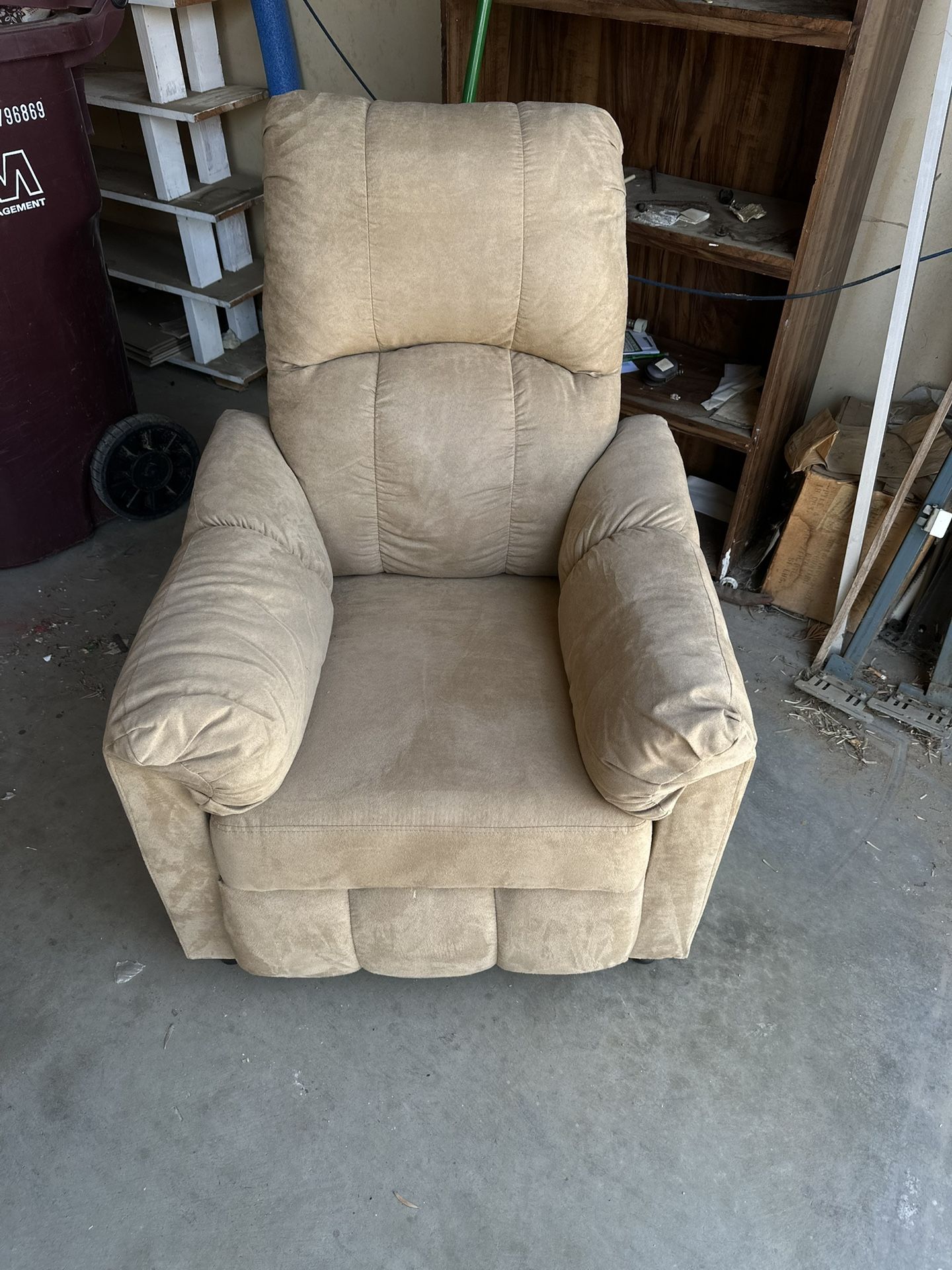 Recliner