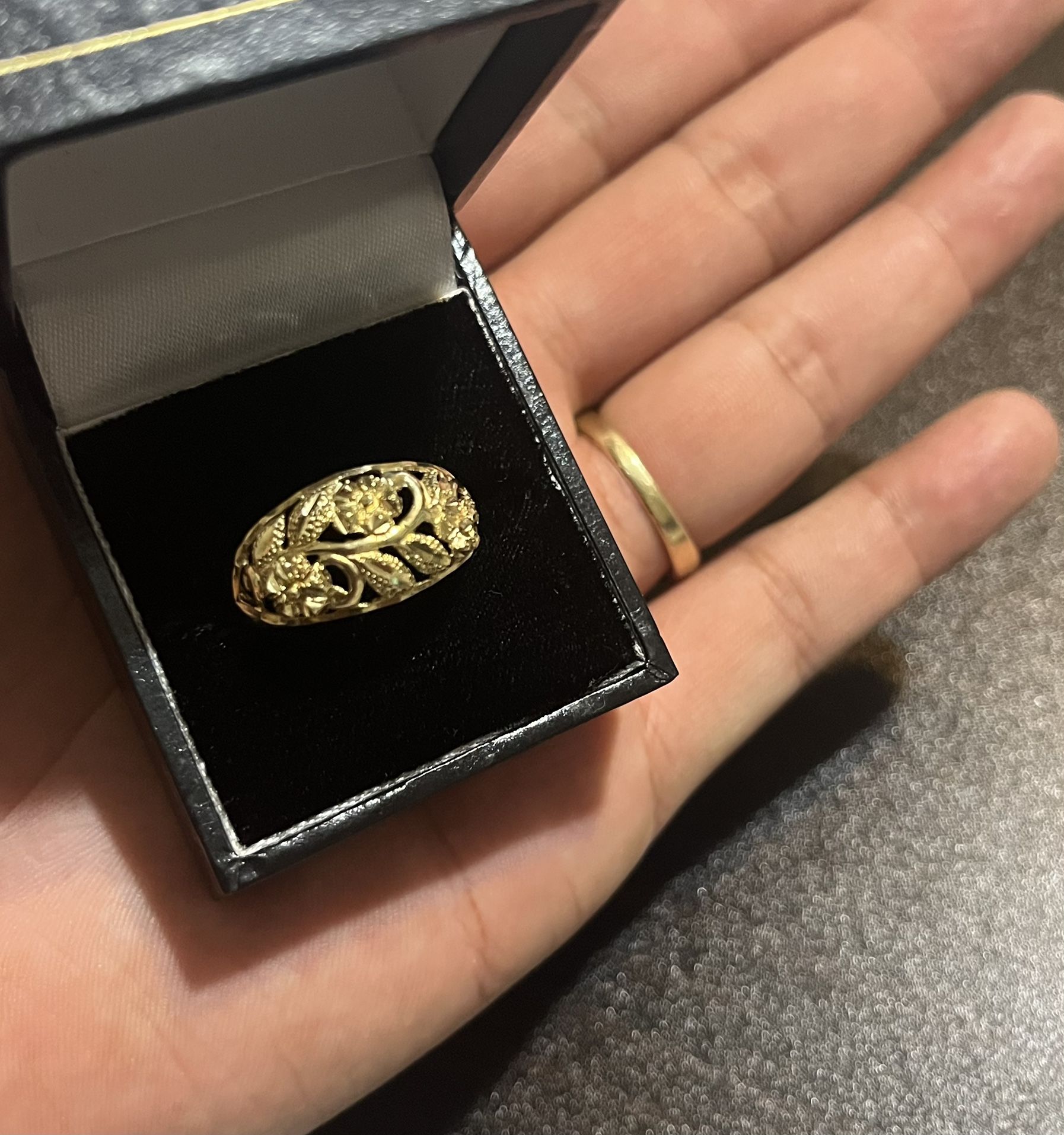 10K Yellow Gold Rose Ring Size 10 