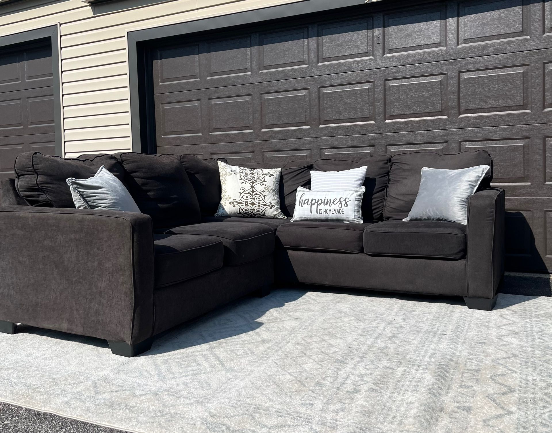 Free Delivery Gray Sectional Couch