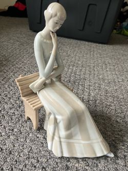 Lladro bottom says Garcia and made in Spain