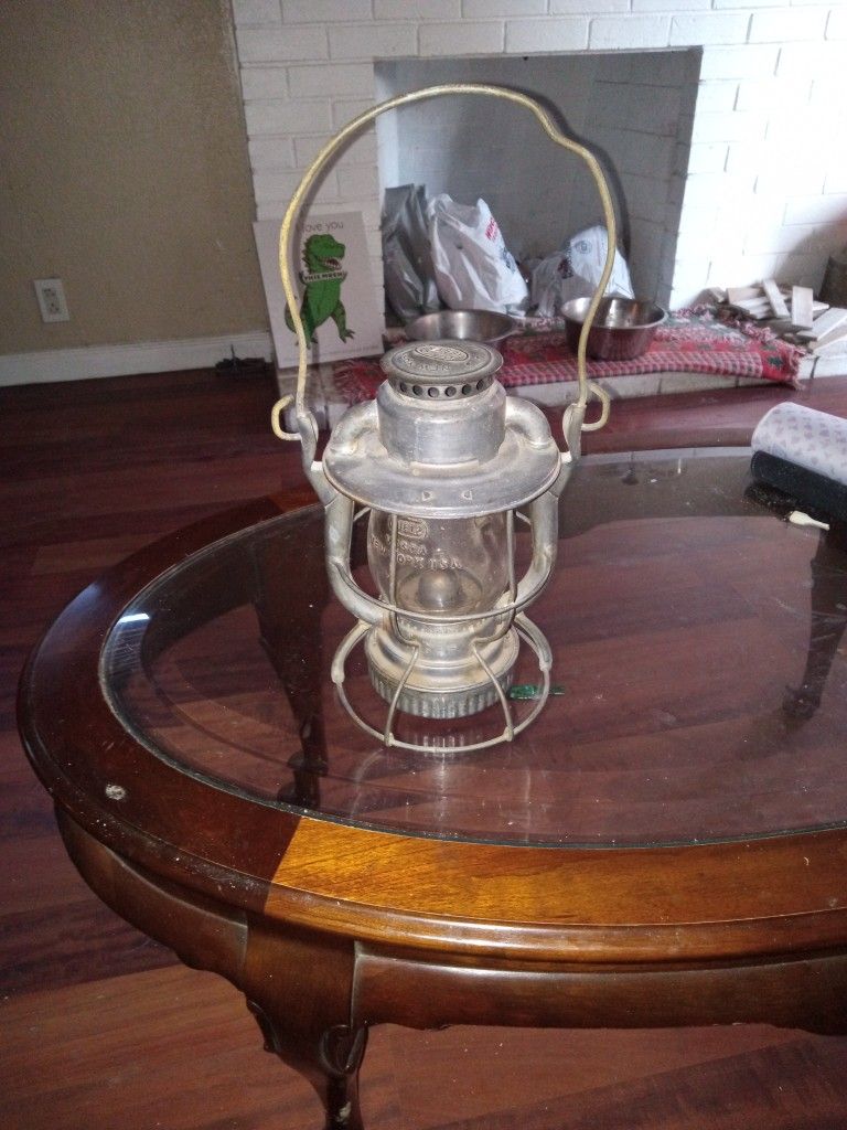 1927 Keresene Lamp