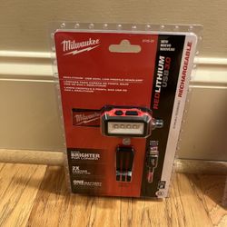 Milwaukee 2115-21.  600 Lumens LED REDLITHIUM USB Low-Profile Hard Hat Headlamp