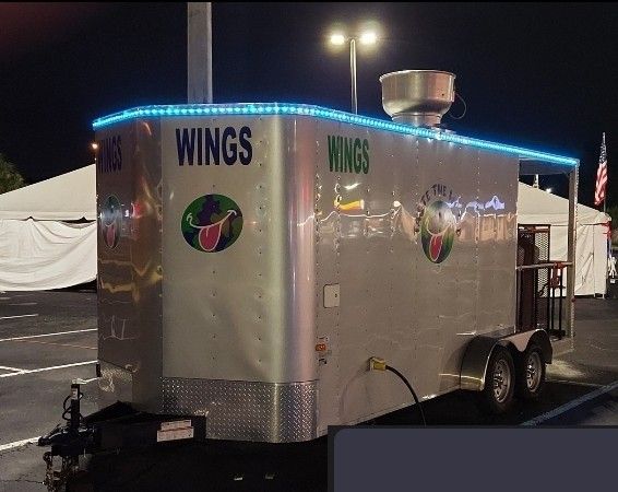 FOOD TRUCK W/ EQUIPMENT