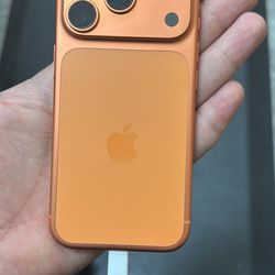 APPLE IPHONE 17 PRO 