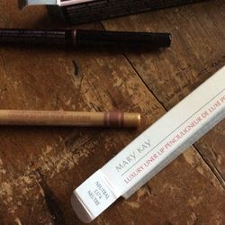 Mark Kay Lip Liners Each/Cappuccino & Neutral Colors