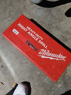 Milwaukee Heavy-Duty Right Angle Drill And Case