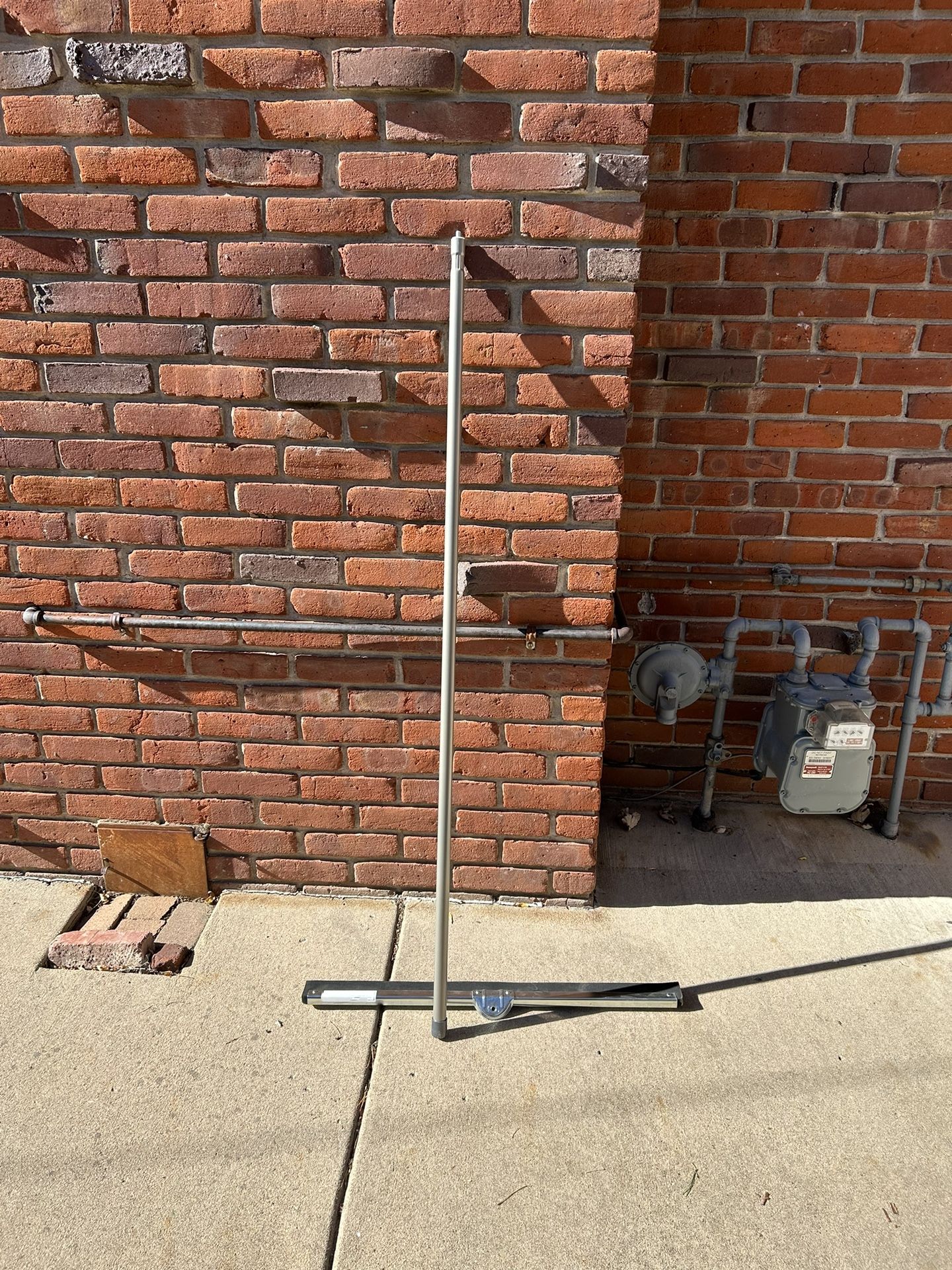 Metal squeegee