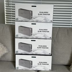 4 Slim  New Toasters color cream in box