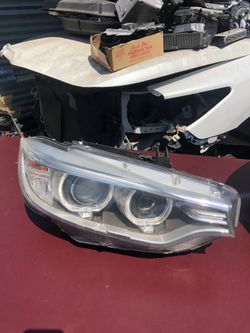 BMW RIGHT XENON HEADLIGHT