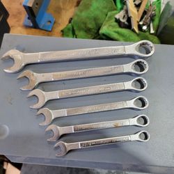 Power Kraft 100. Vintage Wrench Set