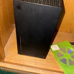 Xbox One X  1 Tb Of Storage With Controller 