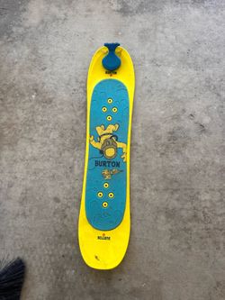 Burton kids snowboard with pulley