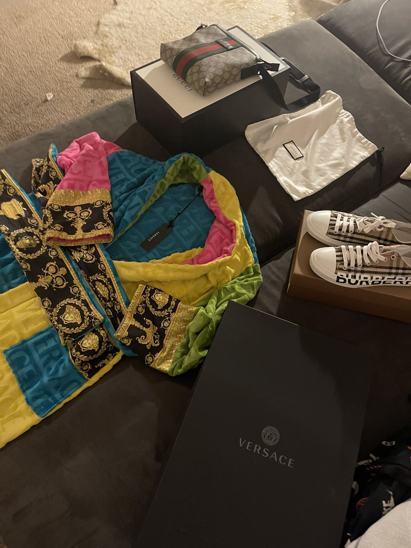 Authentic Gucci,Versace,Burberry