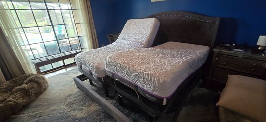 Split king matresses and motorized adjustable bed fram w/ remotes
