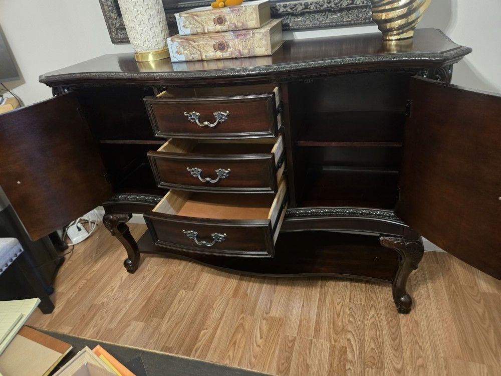 Buffet Table Great For Dining Room