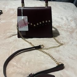 Bolsa Nueva Burgandi Con Dorado Y Piedras Brillosas
