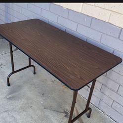Folding Table Like New