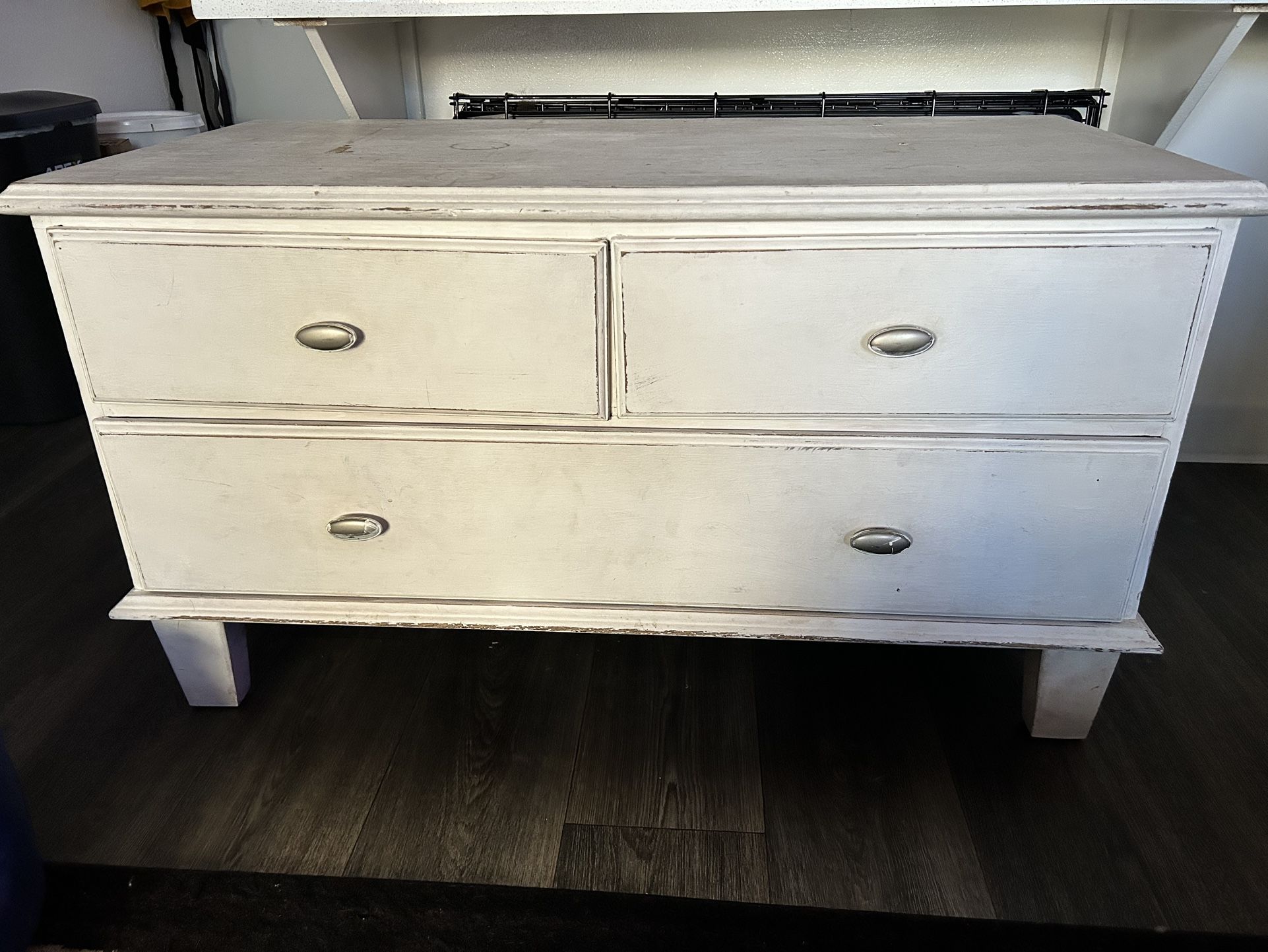 Coffee Table/low Dresser