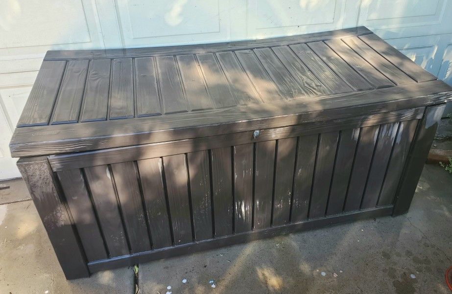 Large Deck Box 