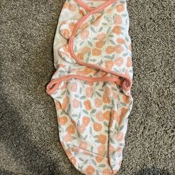 SwaddleMe Baby Swaddle Size Sm/Med FREE