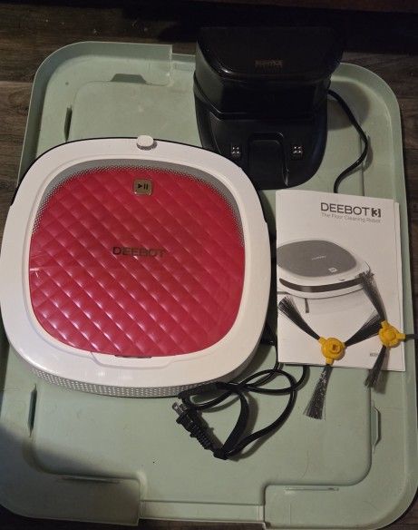 Deebot  3  ROBOT VACUUM 