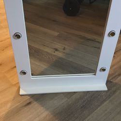 Vanity Mirror