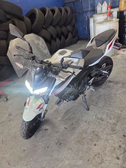 2023 kawasaki Z400