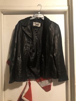 Women’s leather jacket size M