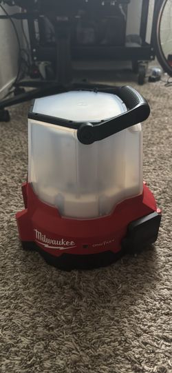 Milwaukee light