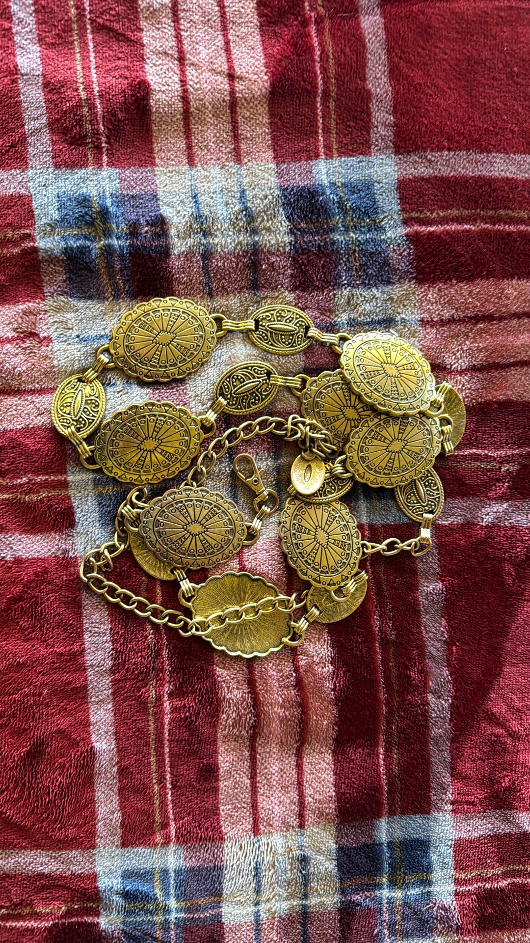 SIZE LARGE CHAIN BELT
