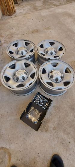 OEM Tacoma rims with caps and lugs