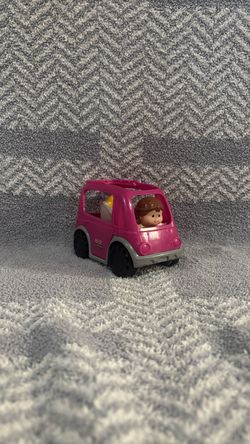 Fisher Price Little People mom and baby in car