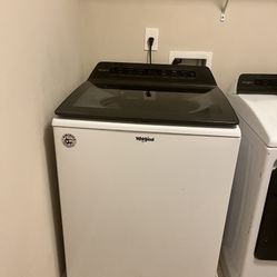 Whirlpool Washer & Dryer Set 