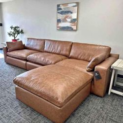 Emilia 3-Piece Sectional Sofa
Ashley Furniture$10 Down Payment Financing and Delivery available