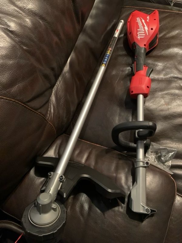 Milwaukee m18 brushless trimmer new model asking 100$ brand NEW