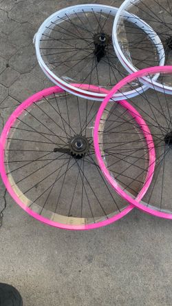 Wheels for beach cruiser