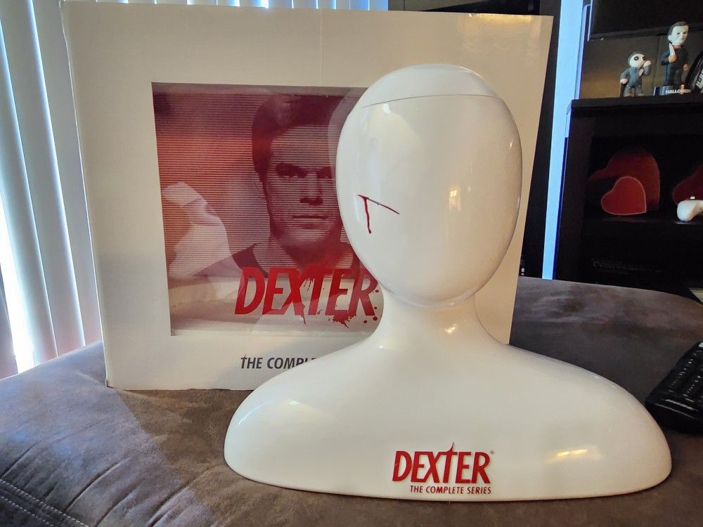 Dexter: The Complete Series Limited Edition Giftset