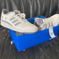 Adidas Forum ,white And Silver  Size 10.5