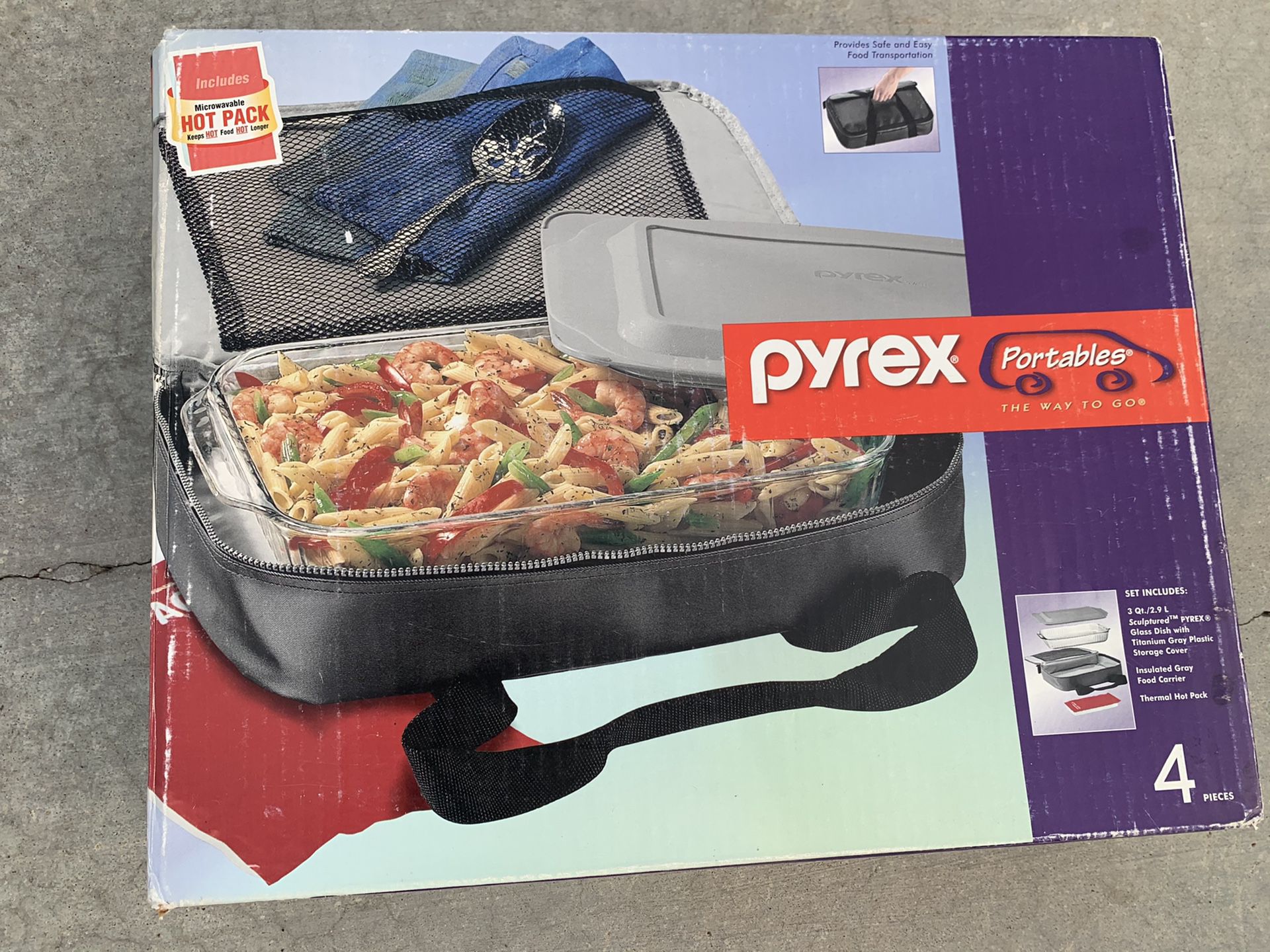 Portable Pyrex casserole dish and cover