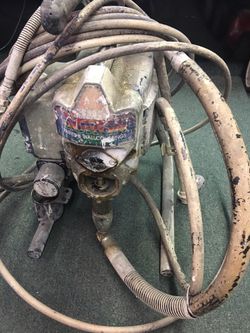 GRACO 395 Paint Sprayer